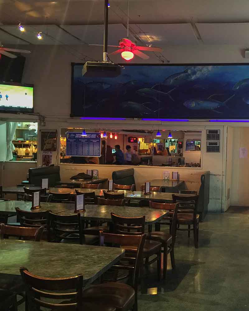 Leeward Bar & Grill